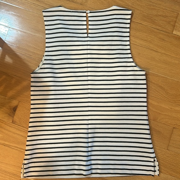 J.Crew Black and White Sleeveless Top with bejeweled collar Size Small - Picture 4 of 5